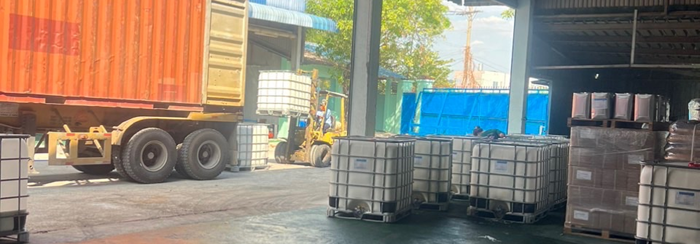 Hỗ trợ máy móc, thiết bị cho khách hàng khi mua sản phẩm keo tại TH-ADHESIVE 